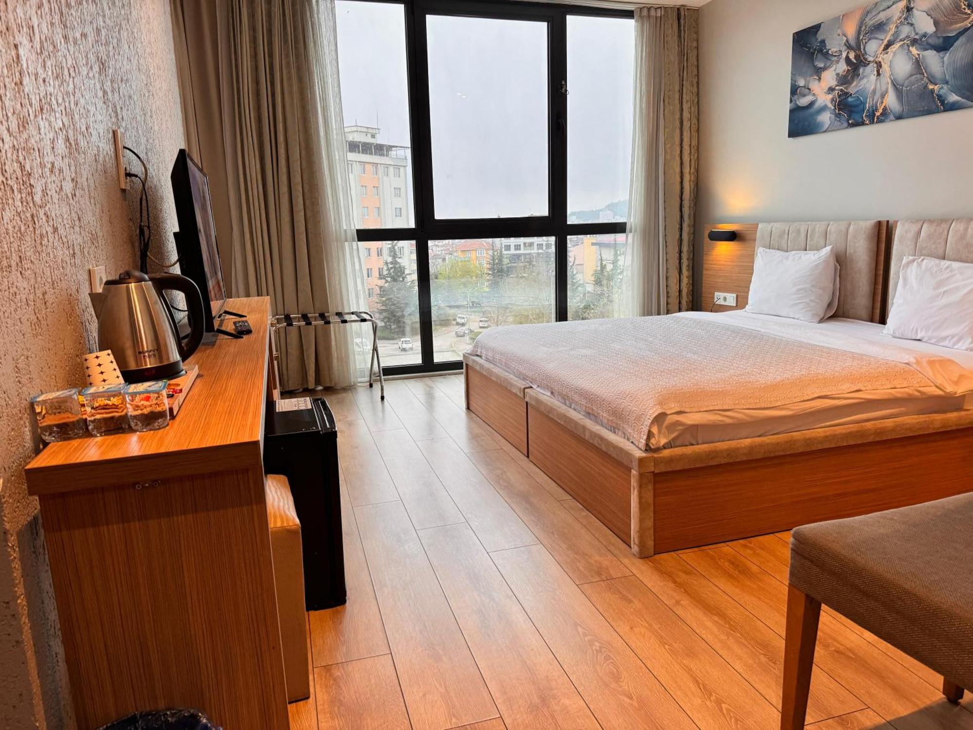 Innport Hotel Gebze Esterno foto